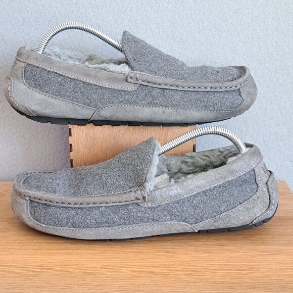 UGG Men’s Ascot Slippers Size 10 Grey Suede UGGplush Fur Lined Slip-On Loafers - Picture 4 of 10